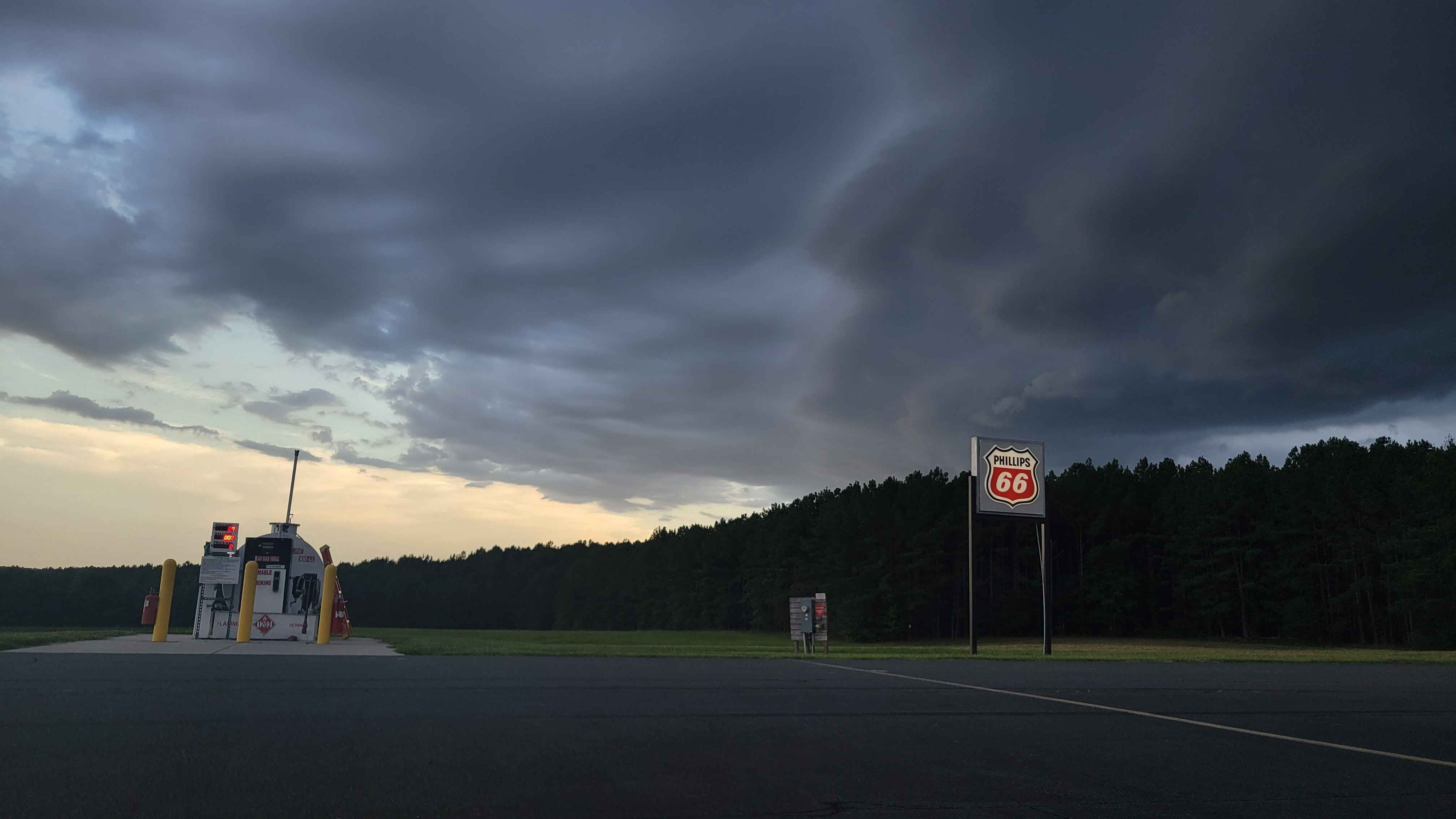 Uneasy summer Carolina evening